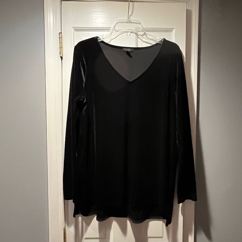 Women’s HALOGEN Black Velevet Long Sleeve Top sz XL